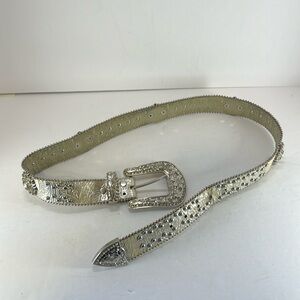 BLAZIN ROXX FLORAL CONCHO & CRYSTAL METALLIC SILVER LEATHER BELT